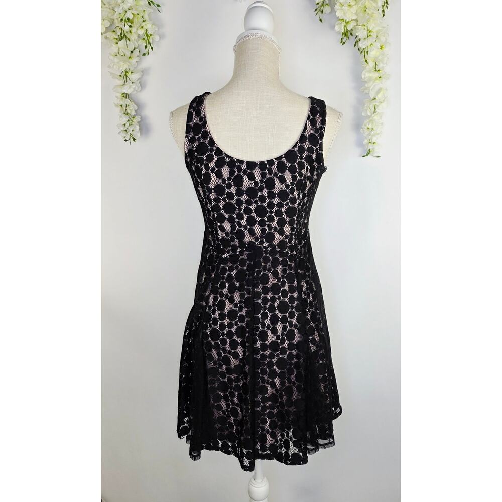 Disney Minnie Rocks the Dots Dress Medium Black Lace Polka Dot Whimisgoth - Picture 3 of 12